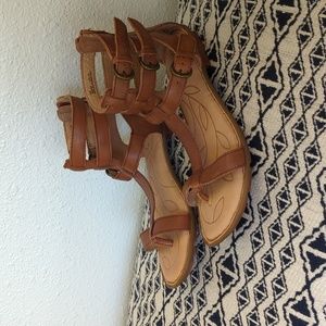 Born Marcia leather sandal size 6